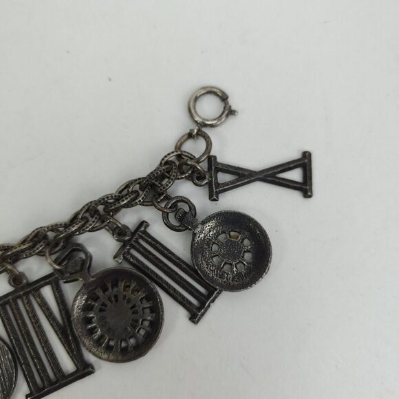 ART Arthur Pepper 13 Timepiece Clock Charm Bracelet Silver Tone Chunky 7.5" VTG - Picture 12 of 15